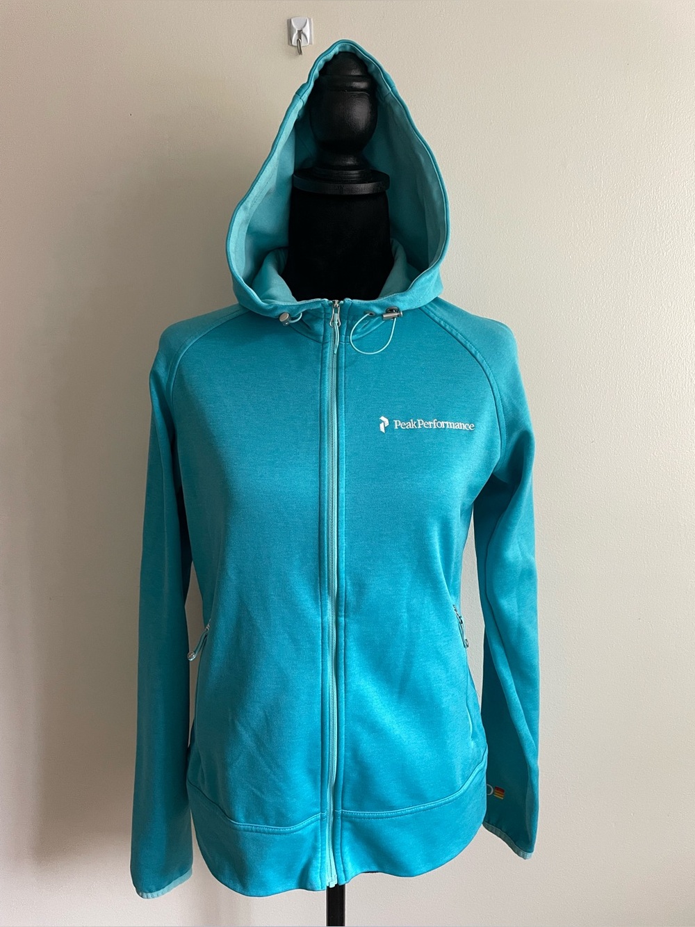 Peak Performance Women’s M Turquoise Full Zip Hoodie R&D Outdoor Jacket
